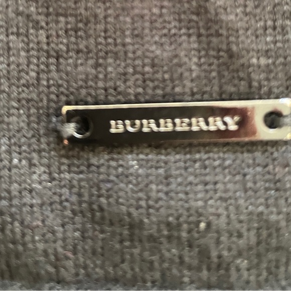 Burberry black sweater with fringe  - Size small - Picture 7 of 7